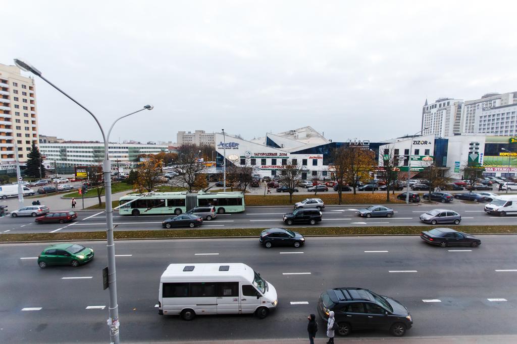 Apartment "A&V-Surganova" 明斯克 外观 照片